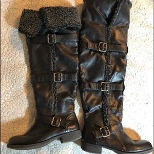 SONOMA BOOTS PLEATHER EUC 6.5
